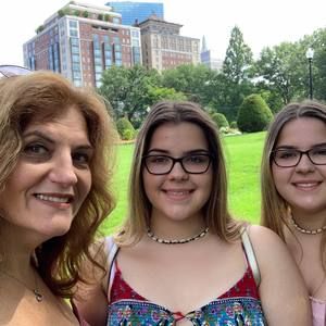 Meet your Posher, Andrea